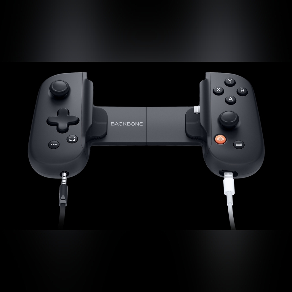 Backbone One Lightning Mobile Gaming Controller - Picture 3 of 10